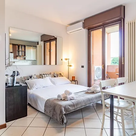 Cielo C18 By Houset